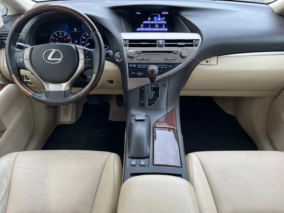 2013 Lexus RX 3rd Gen - Image 16 of 20