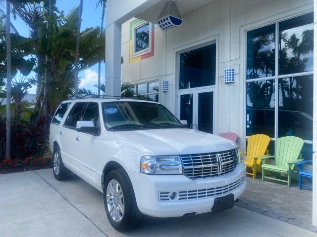 2013 Lincoln Navigator 3rd Gen - Image 2 of 21