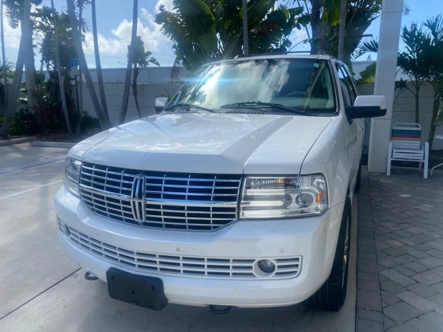 2013 Lincoln Navigator 3rd Gen - Image 4 of 21