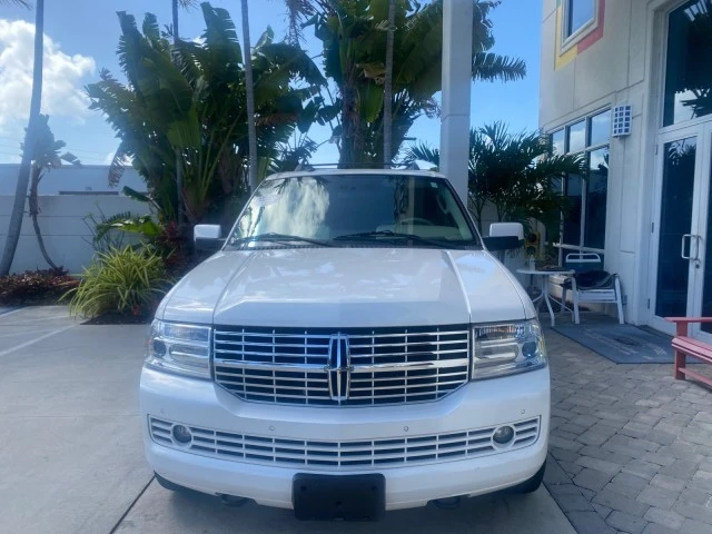2013 Lincoln Navigator 3rd Gen - Image 3 of 21