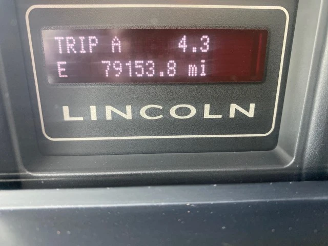 2013 Lincoln Navigator 3rd Gen - Image 19 of 21