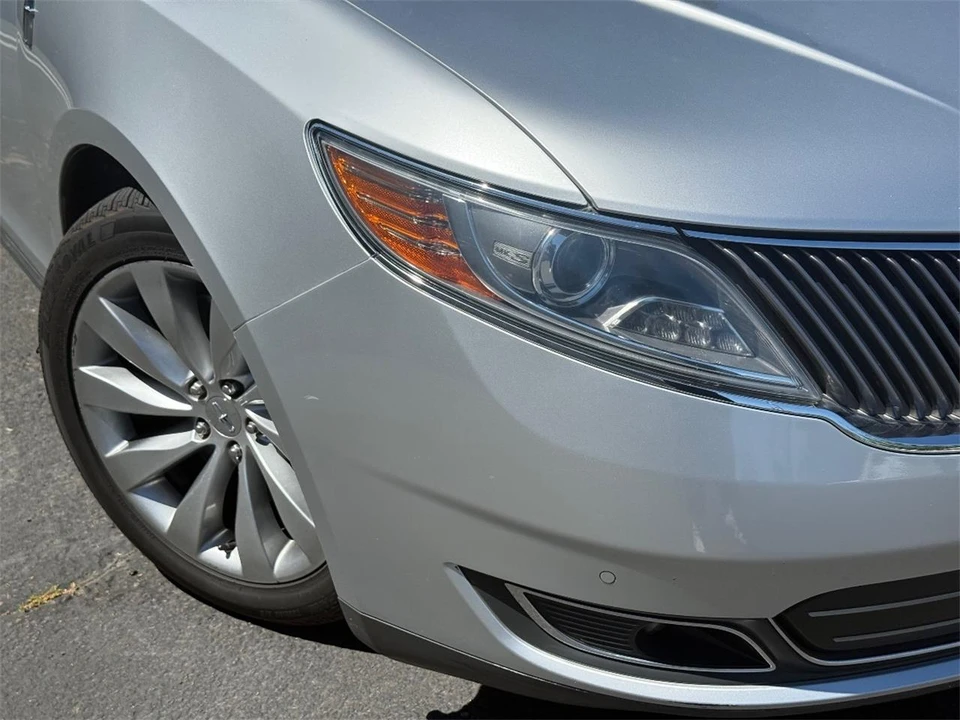 2013 Lincoln MKS - Image 5 of 27