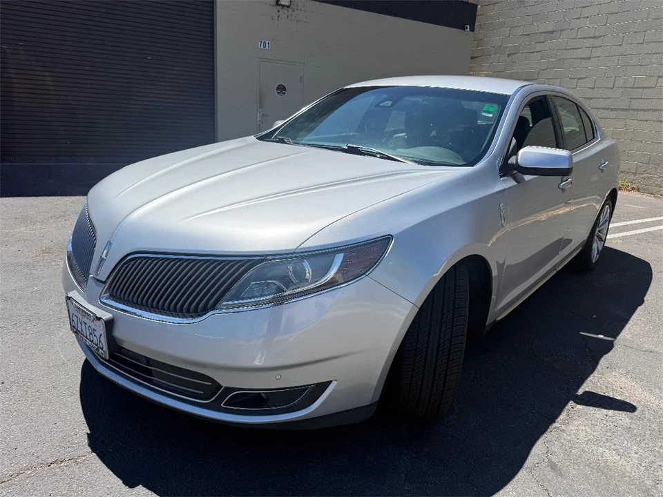 2013 Lincoln MKS - Image 3 of 27