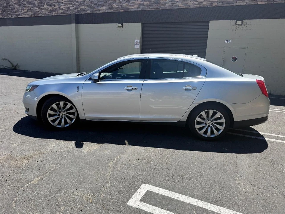 2013 Lincoln MKS - Image 8 of 27