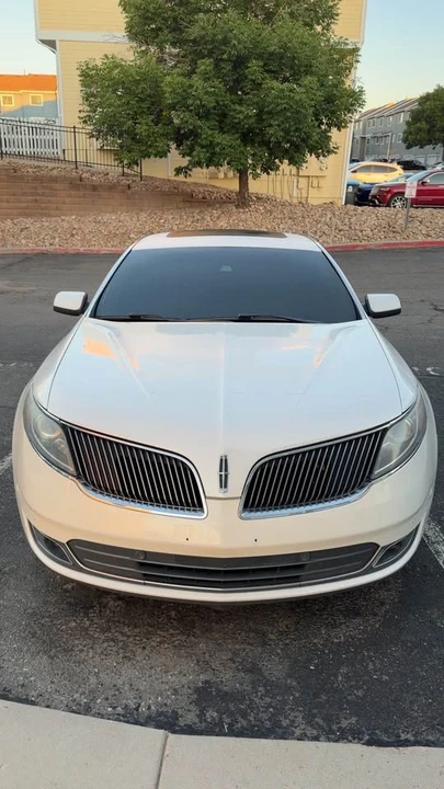 2013 Lincoln MKS - Image 3 of 4
