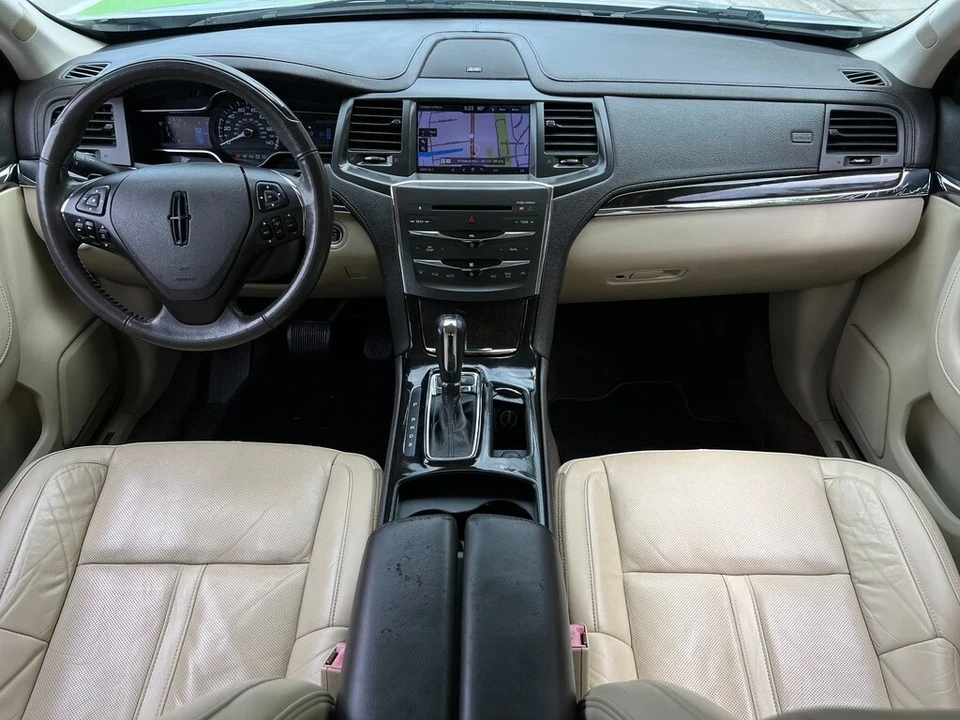 2013 Lincoln MKS - Image 15 of 21