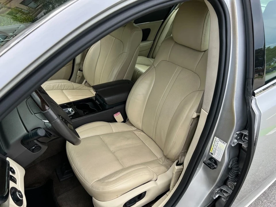 2013 Lincoln MKS - Image 16 of 21