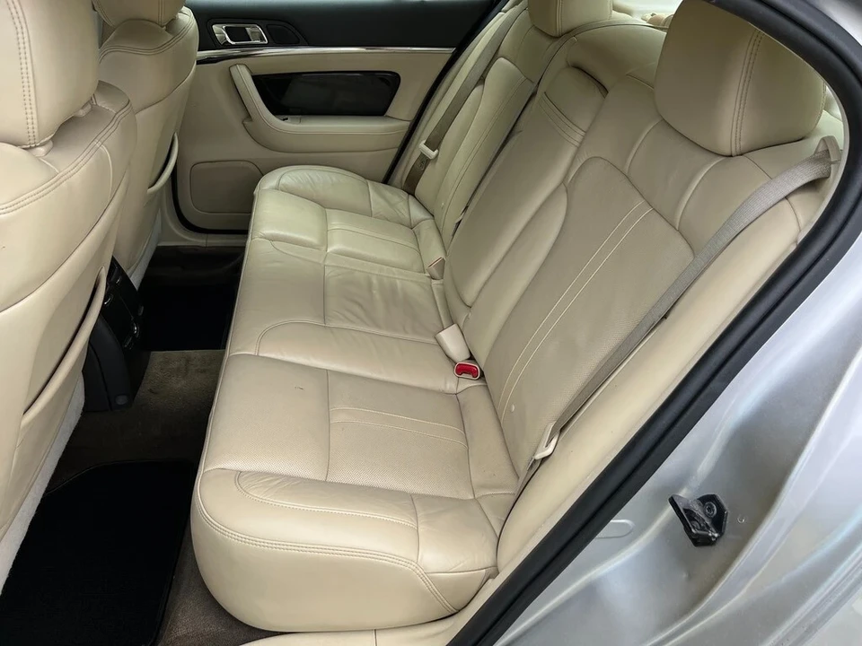 2013 Lincoln MKS - Image 17 of 21