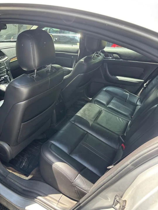 2013 Lincoln MKS - Image 7 of 9