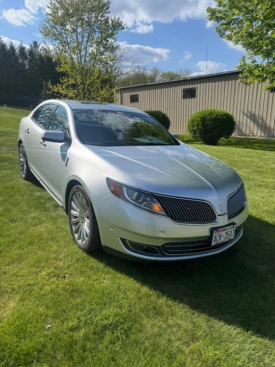 2013 Lincoln MKS - Image 2 of 8