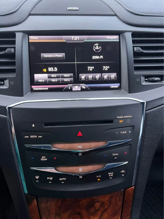 2013 Lincoln MKS - Image 18 of 20