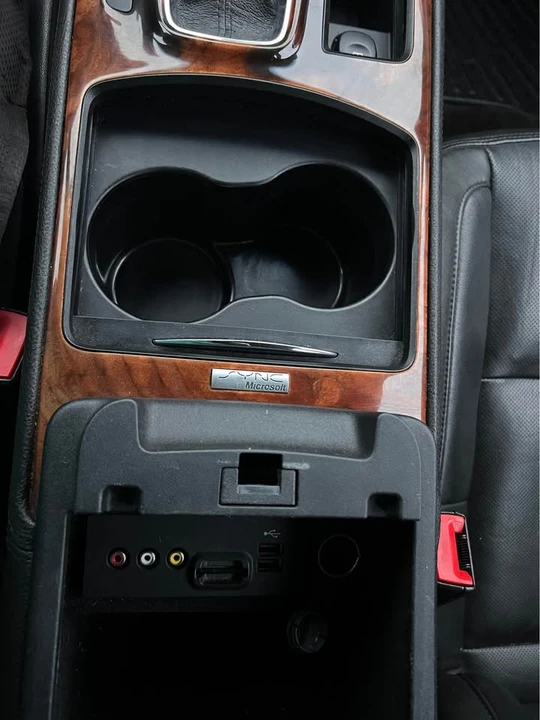 2013 Lincoln MKS - Image 16 of 20