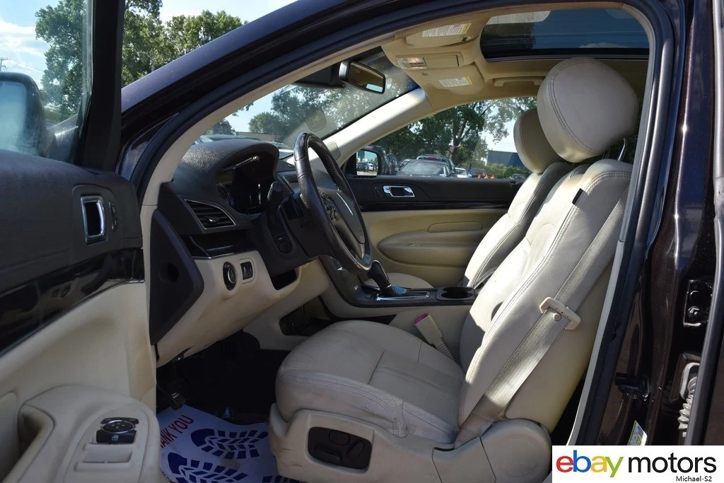 2013 Lincoln MKT - Image 10 of 24