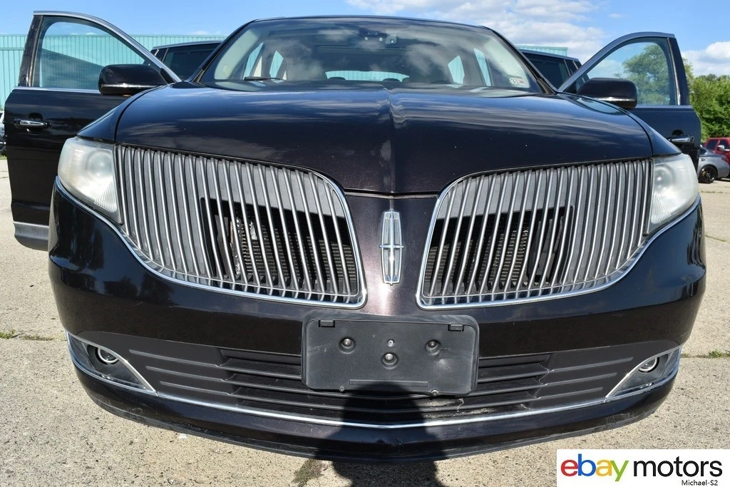 2013 Lincoln MKT - Image 21 of 24