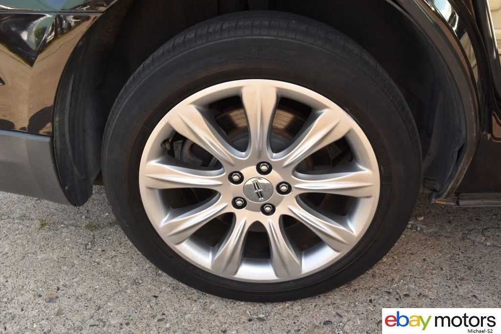 2013 Lincoln MKT - Image 23 of 24