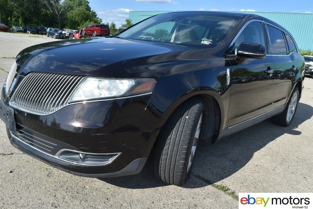 2013 Lincoln MKT - Image 9 of 24