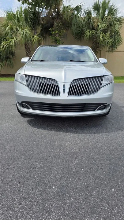 2013 Lincoln MKT - Image 3 of 20