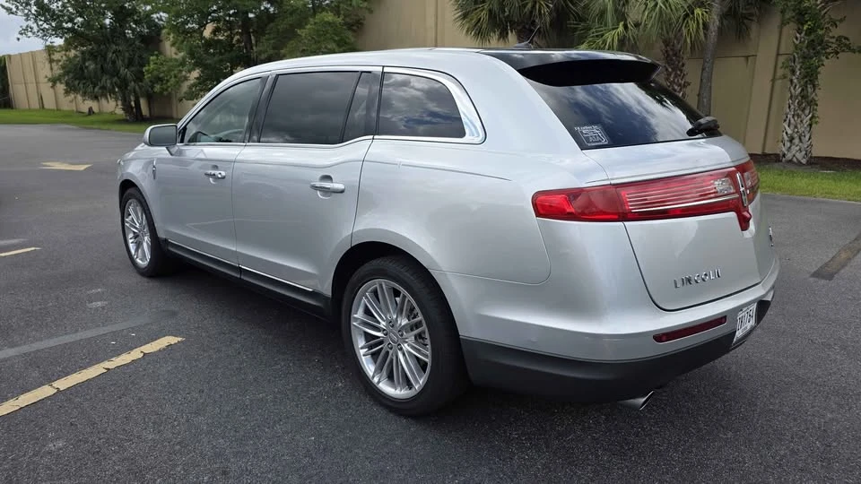 2013 Lincoln MKT - Image 5 of 20