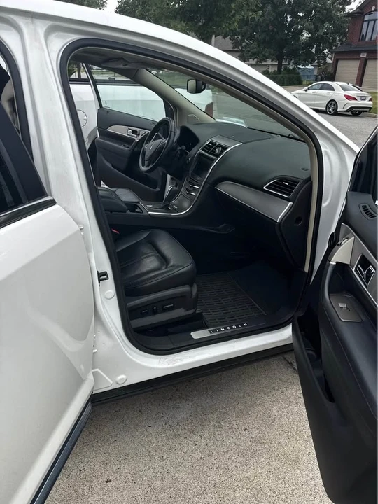 2013 Lincoln MKX - Image 11 of 13