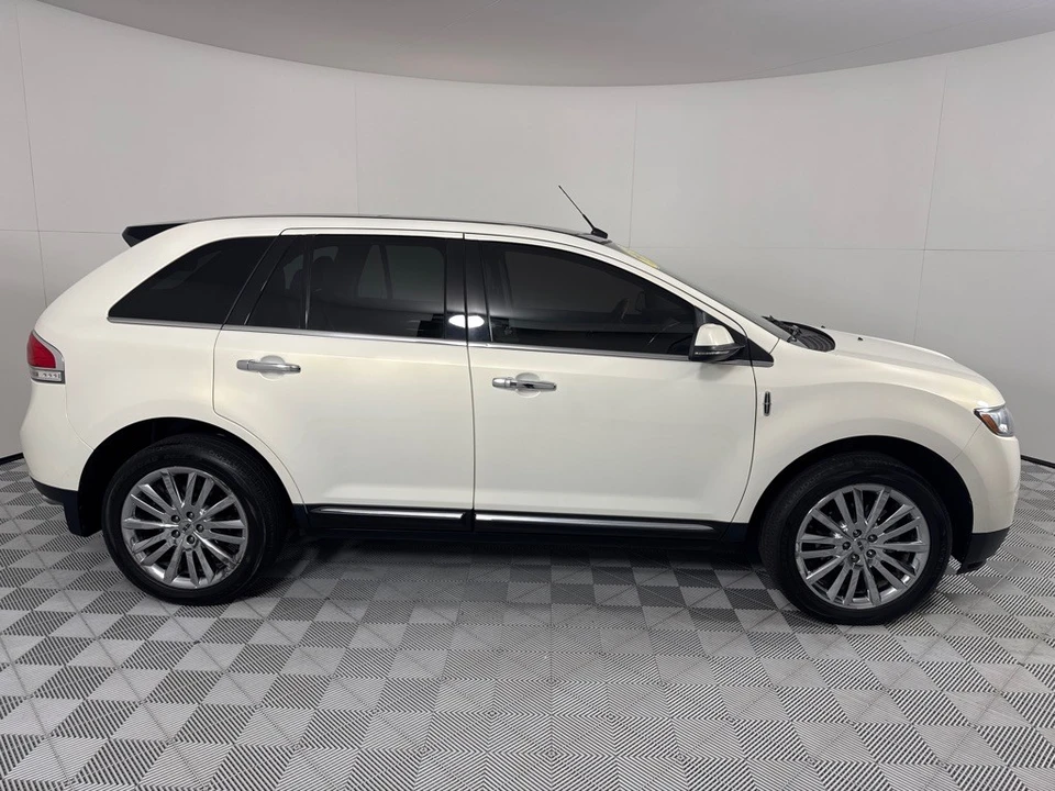 2013 Lincoln MKX - Image 4 of 12