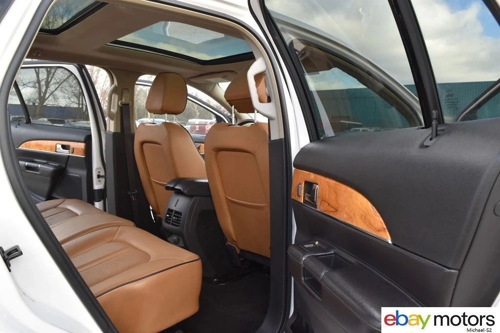 2013 Lincoln MKX - Image 17 of 21