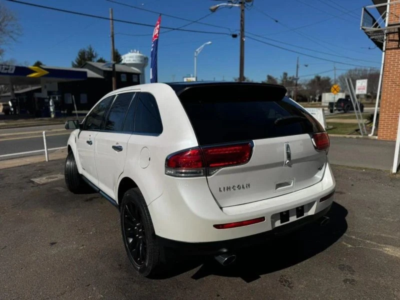 2013 Lincoln MKX - Image 11 of 12