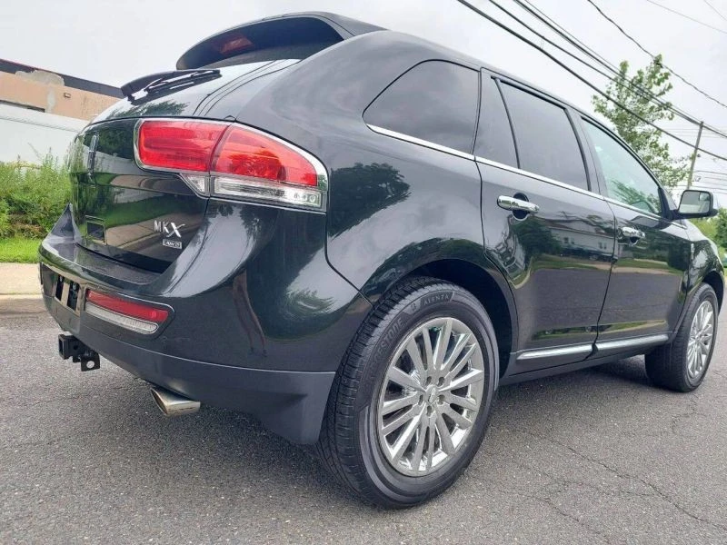 2013 Lincoln MKX - Image 9 of 12