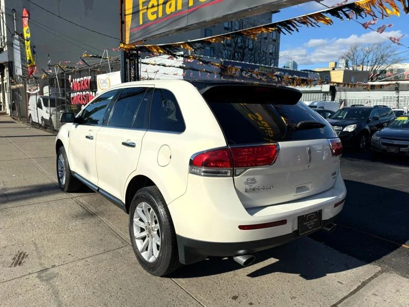 2013 Lincoln MKX - Image 3 of 12