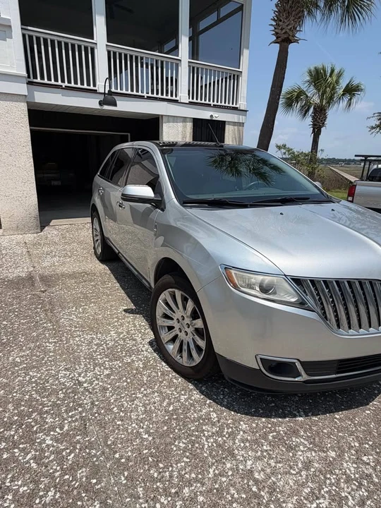 2013 Lincoln MKX - Image 15 of 16
