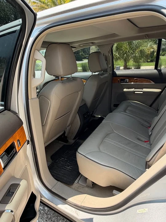2013 Lincoln MKX - Image 14 of 16