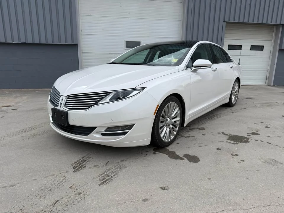 2013 Lincoln MKZ - Image 2 of 9