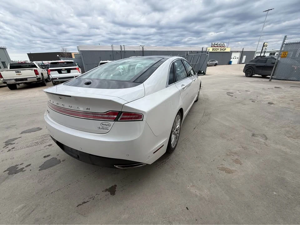 2013 Lincoln MKZ - Image 4 of 9