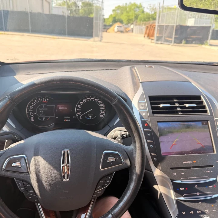2013 Lincoln MKZ - Image 8 of 12