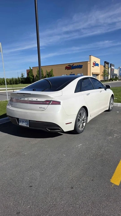 2013 Lincoln MKZ - Image 3 of 14