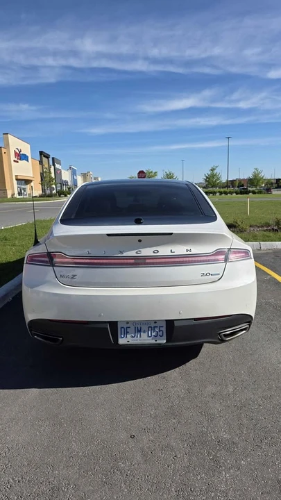 2013 Lincoln MKZ - Image 8 of 14