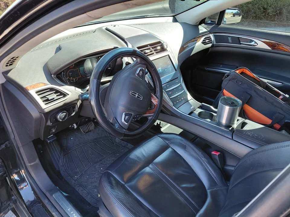 2013 Lincoln MKZ - Image 11 of 13