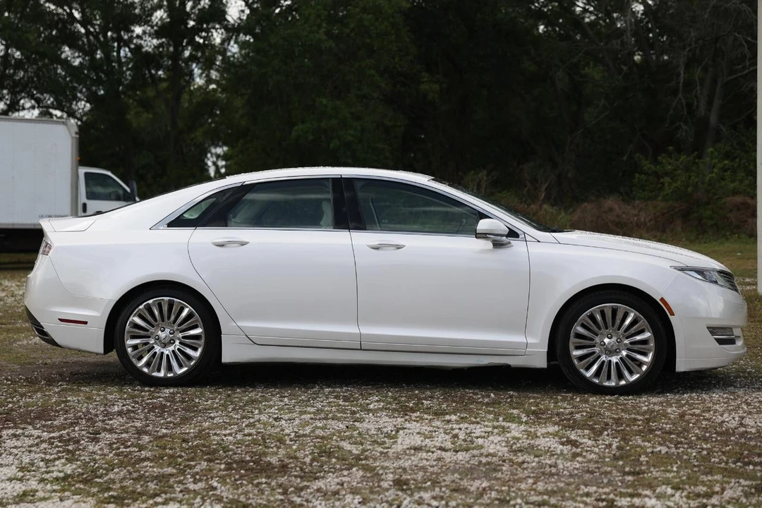2013 Lincoln MKZ - Image 13 of 21