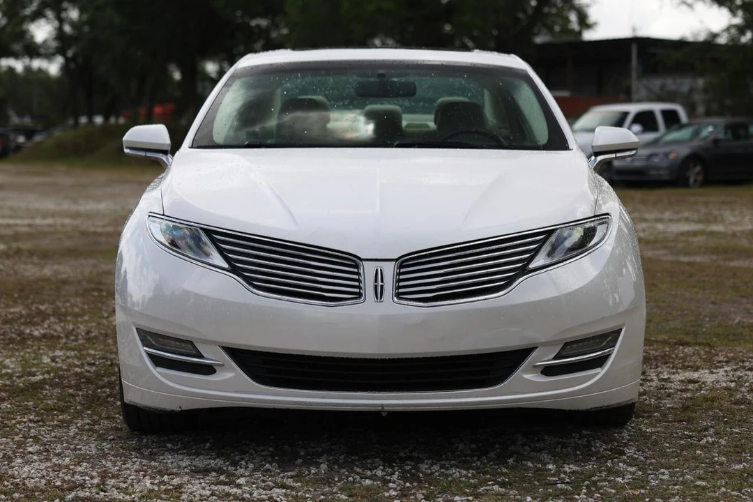 2013 Lincoln MKZ - Image 17 of 21