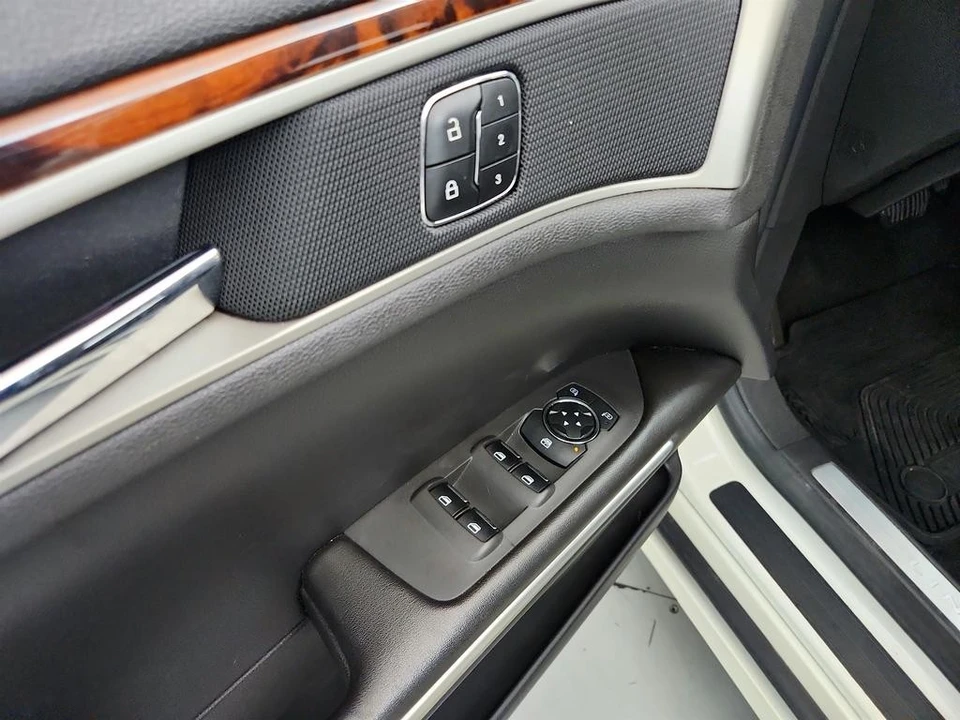 2013 Lincoln MKZ - Image 21 of 31