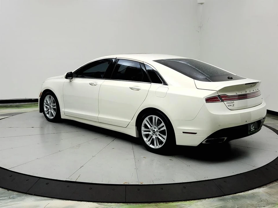 2013 Lincoln MKZ - Image 7 of 31
