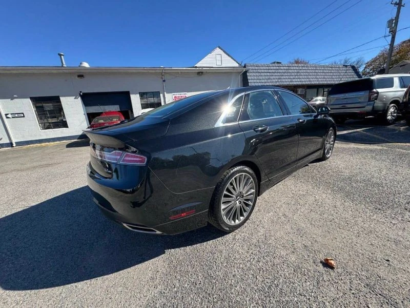 2013 Lincoln MKZ - Image 8 of 12