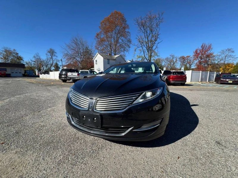 2013 Lincoln MKZ - Image 2 of 12
