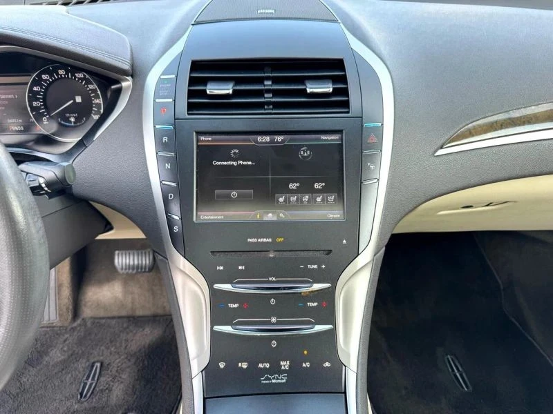 2013 Lincoln MKZ - Image 12 of 12