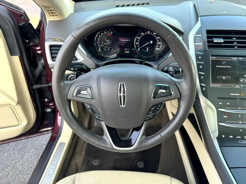 2013 Lincoln MKZ - Image 11 of 12
