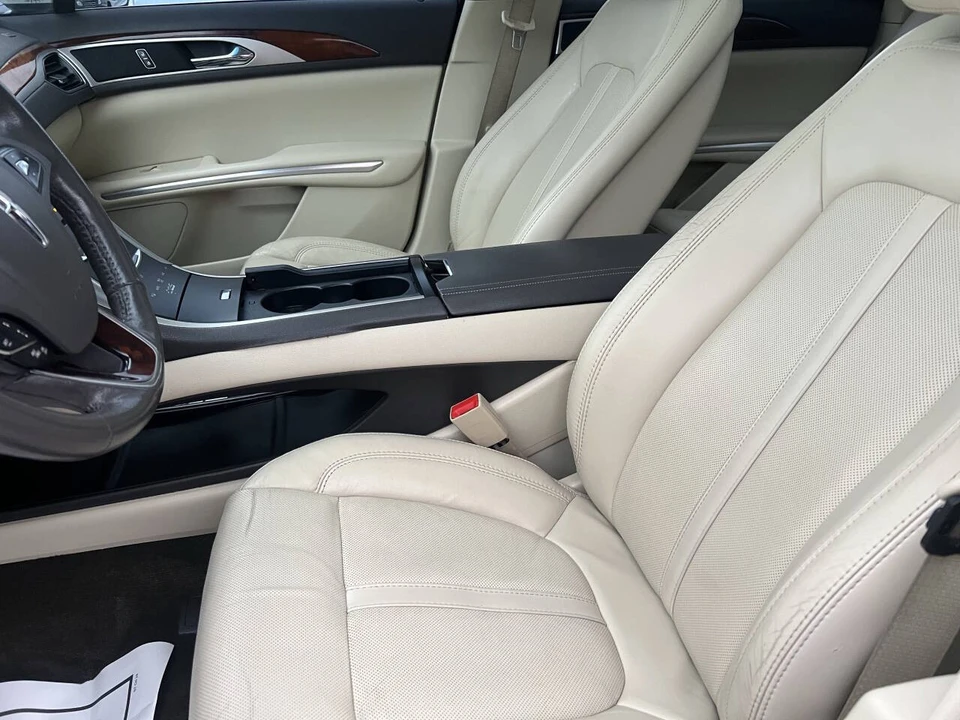 2013 Lincoln MKZ - Image 7 of 17