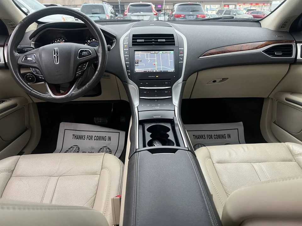 2013 Lincoln MKZ - Image 10 of 17