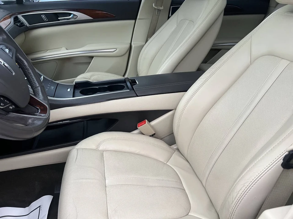 2013 Lincoln MKZ - Image 7 of 17