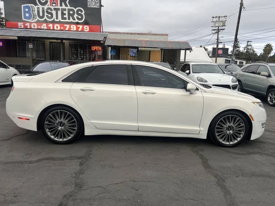 2013 Lincoln MKZ - Image 6 of 17