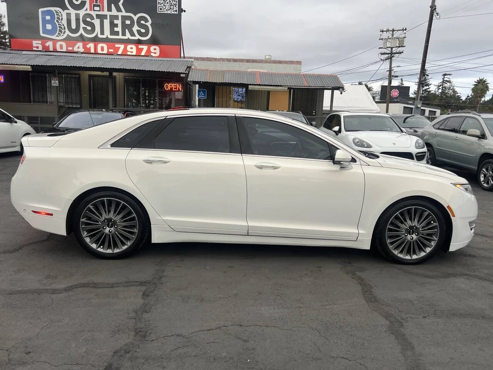 2013 Lincoln MKZ - Image 6 of 17