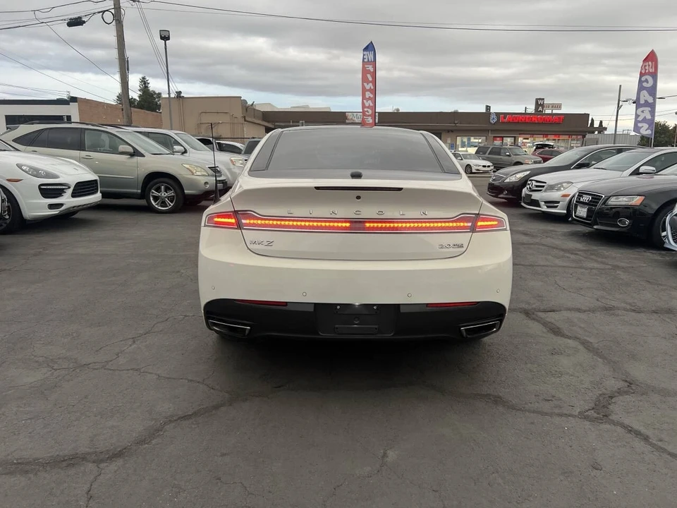 2013 Lincoln MKZ - Image 5 of 17